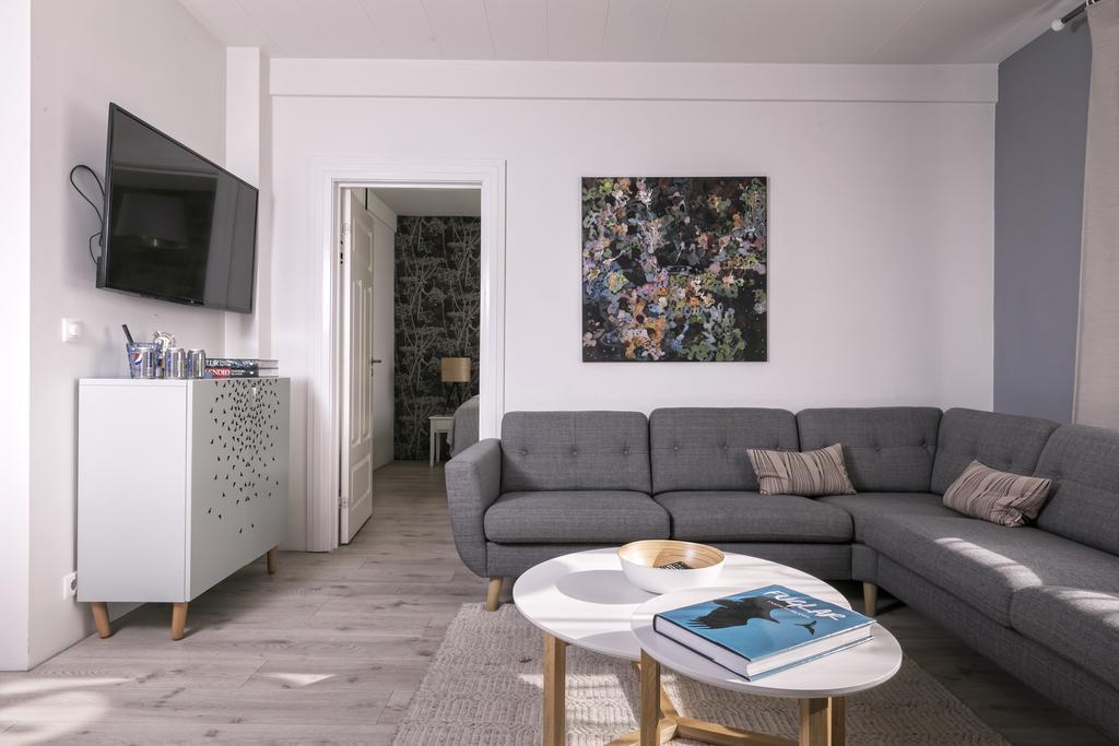 Theater Row Apartments เรคยาวิก ภายนอก รูปภาพ