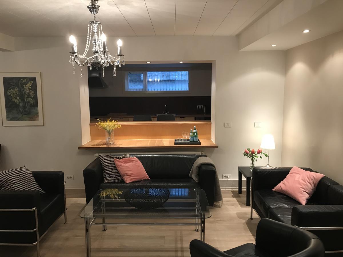 Theater Row Apartments เรคยาวิก ภายนอก รูปภาพ
